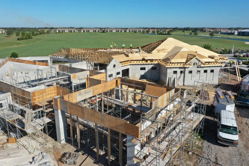 Lakewood National Clubhouse image 3