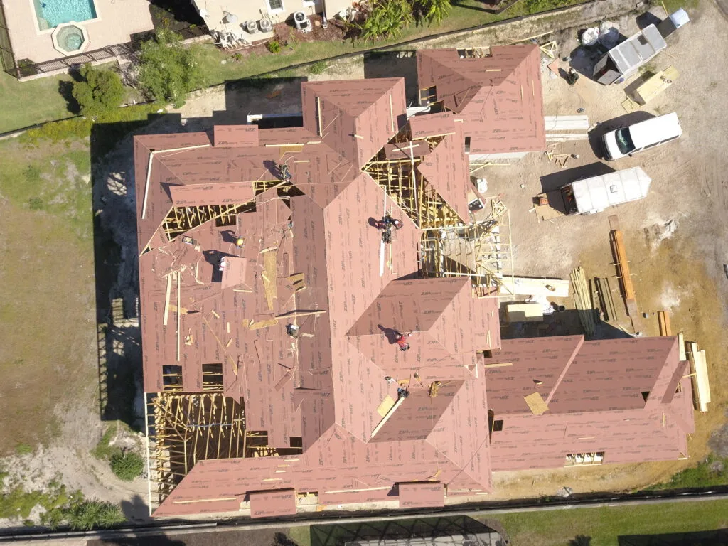 B. Residence image 14
